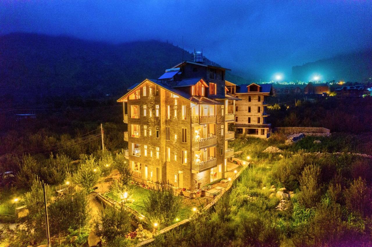 La Aero Resort Home In Snow Mountains Manāli Екстериор снимка