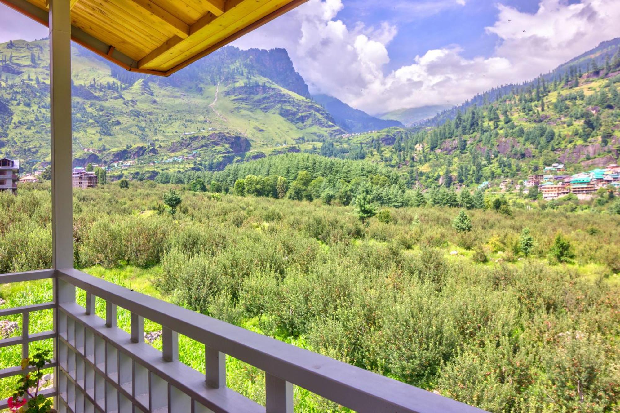 La Aero Resort Home In Snow Mountains Manāli Екстериор снимка
