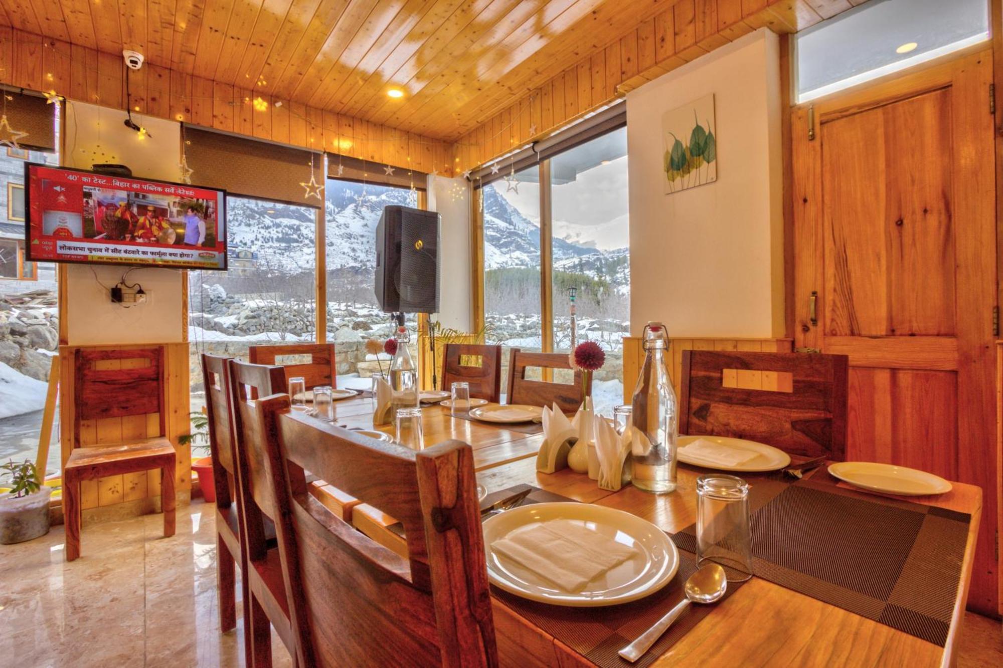 La Aero Resort Home In Snow Mountains Manāli Екстериор снимка