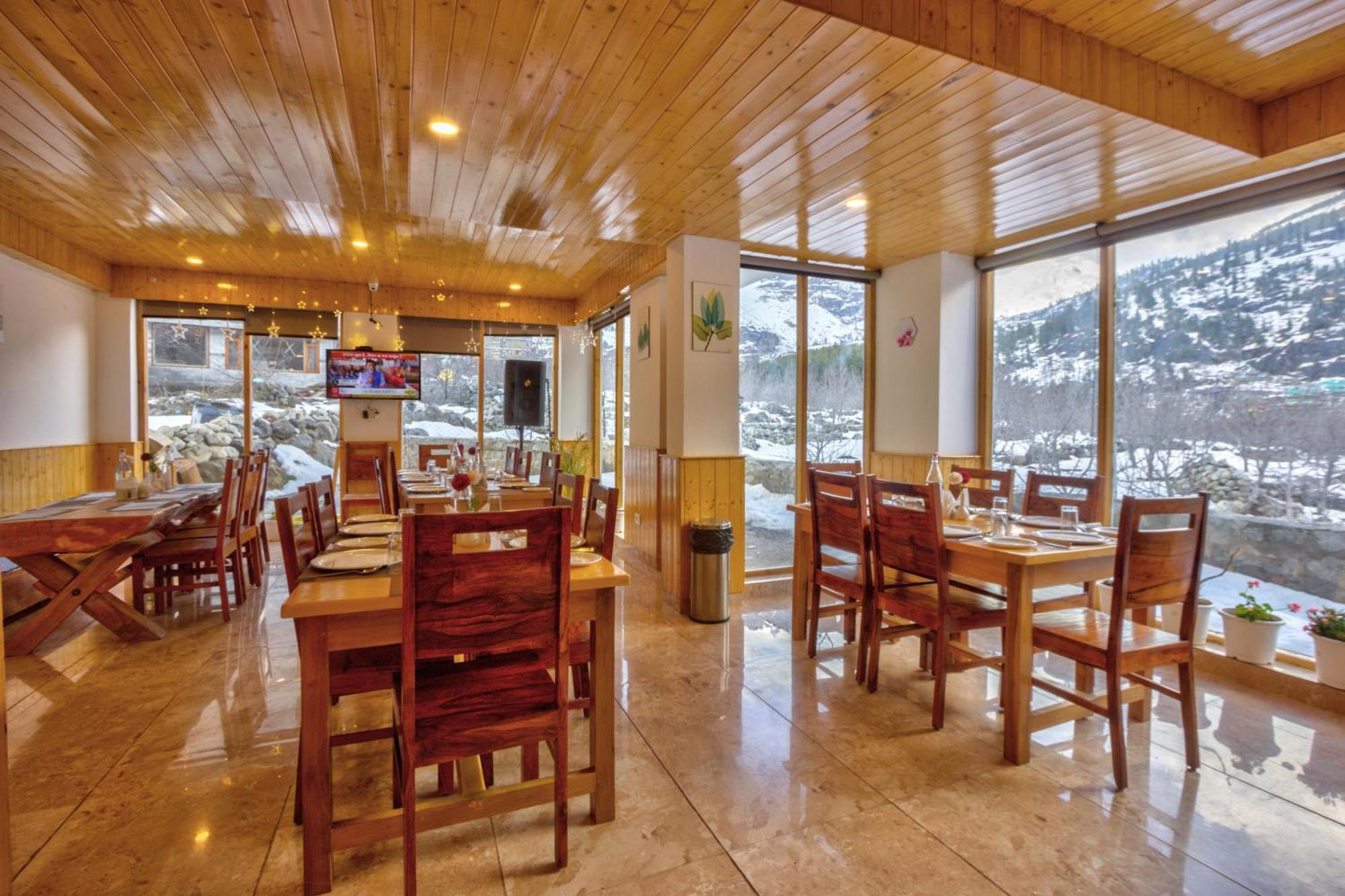 La Aero Resort Home In Snow Mountains Manāli Екстериор снимка