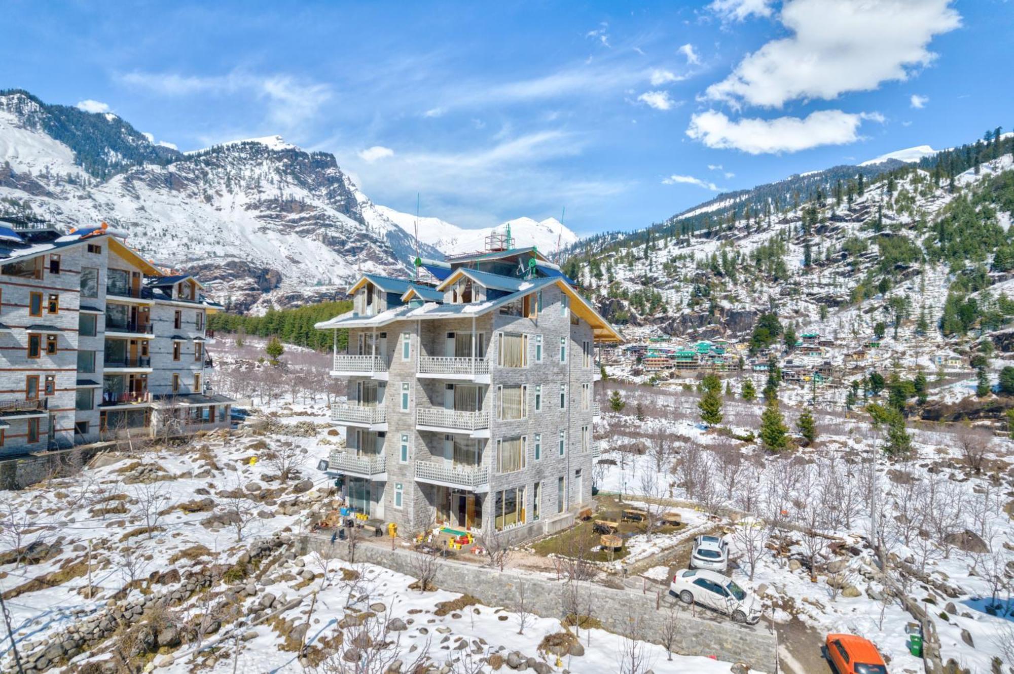La Aero Resort Home In Snow Mountains Manāli Екстериор снимка